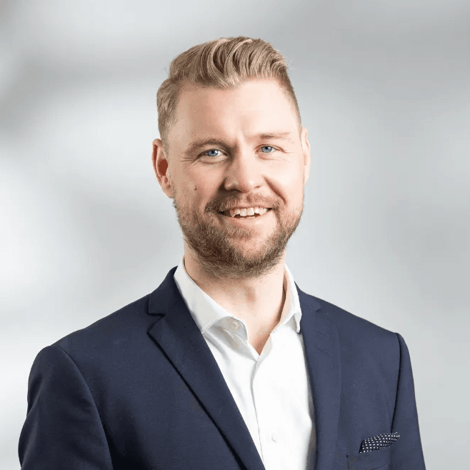 Adam Svensson